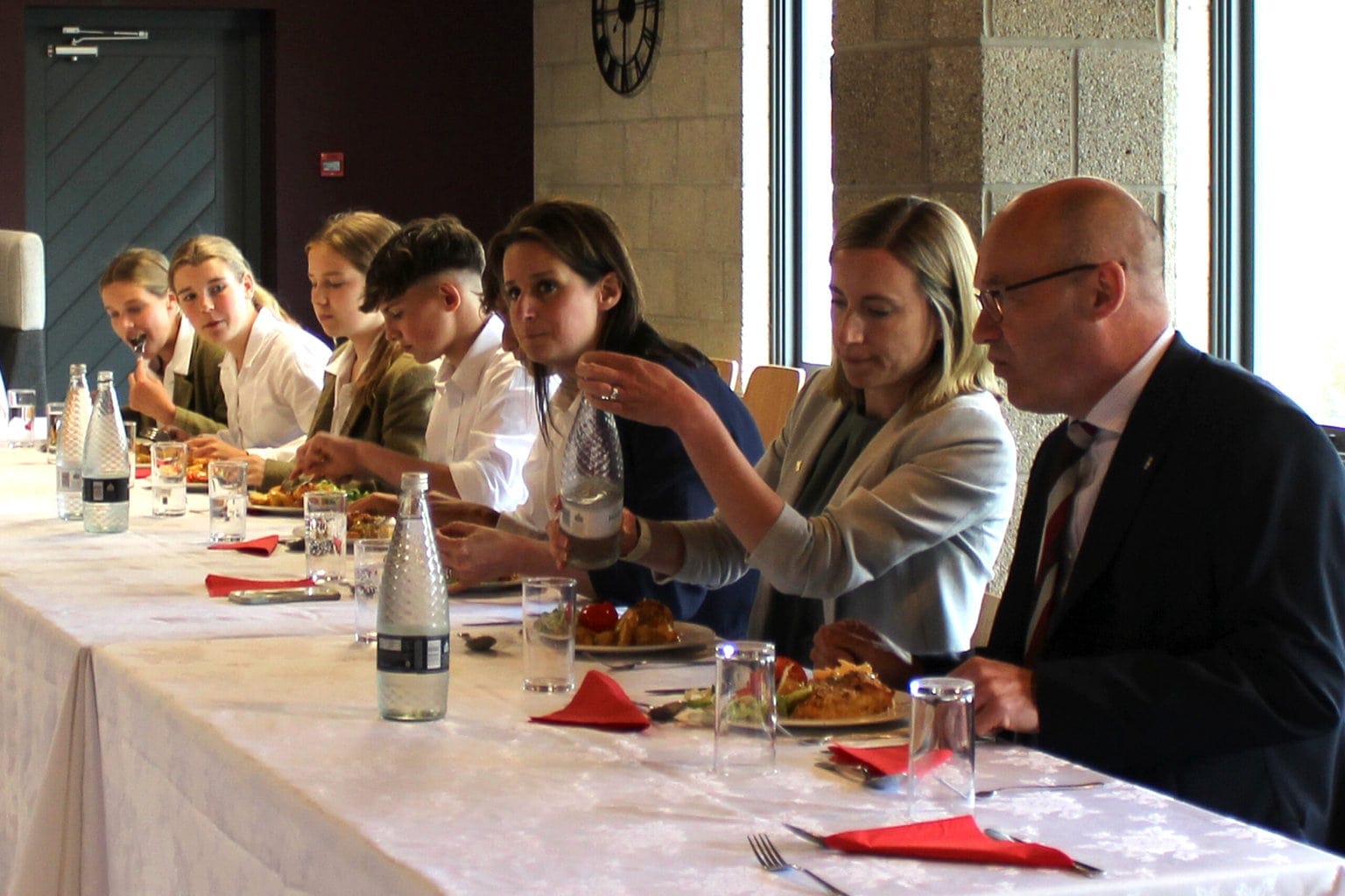 Commendation Lunch 4b
