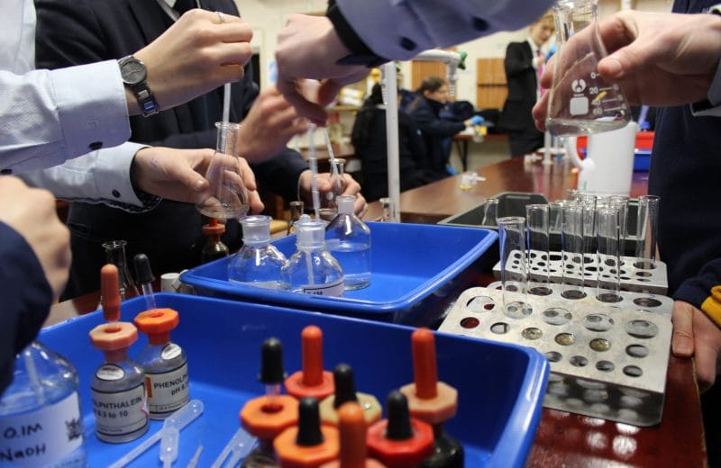Chemical Curiosities Gets in the Christmas Spirit Making Chemis-Trees!